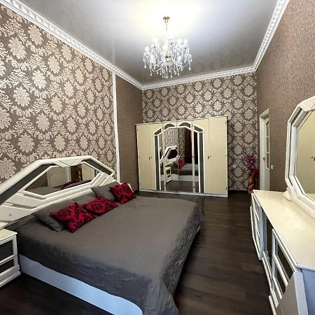 Amazing Heart Of Kiev Apartman Kültér fotó