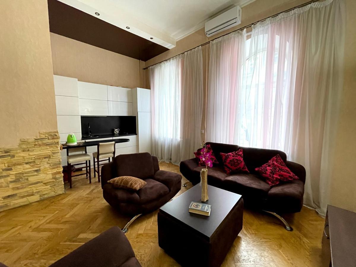 Amazing Heart Of Kiev Apartman Kültér fotó