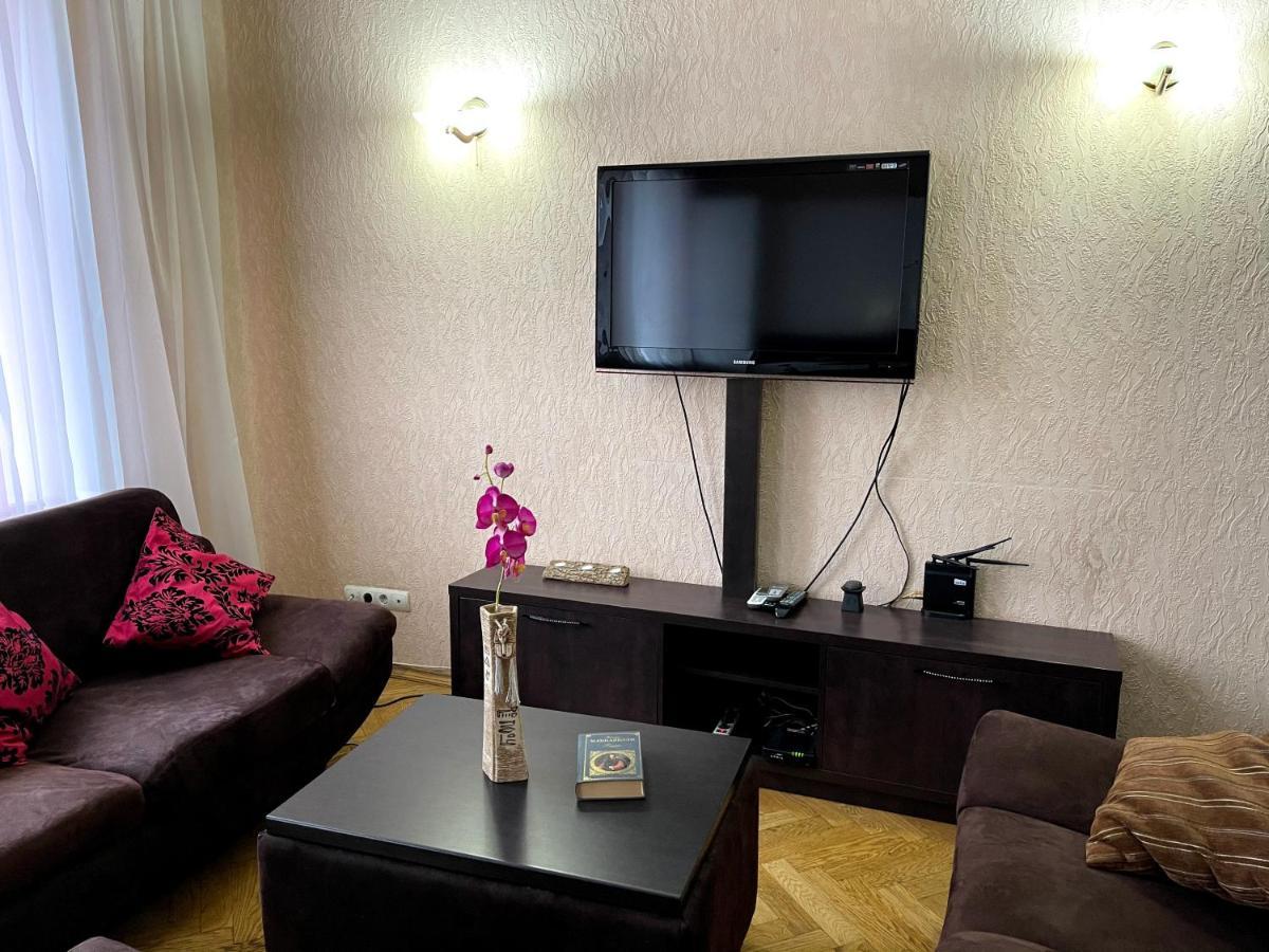 Amazing Heart Of Kiev Apartman Kültér fotó